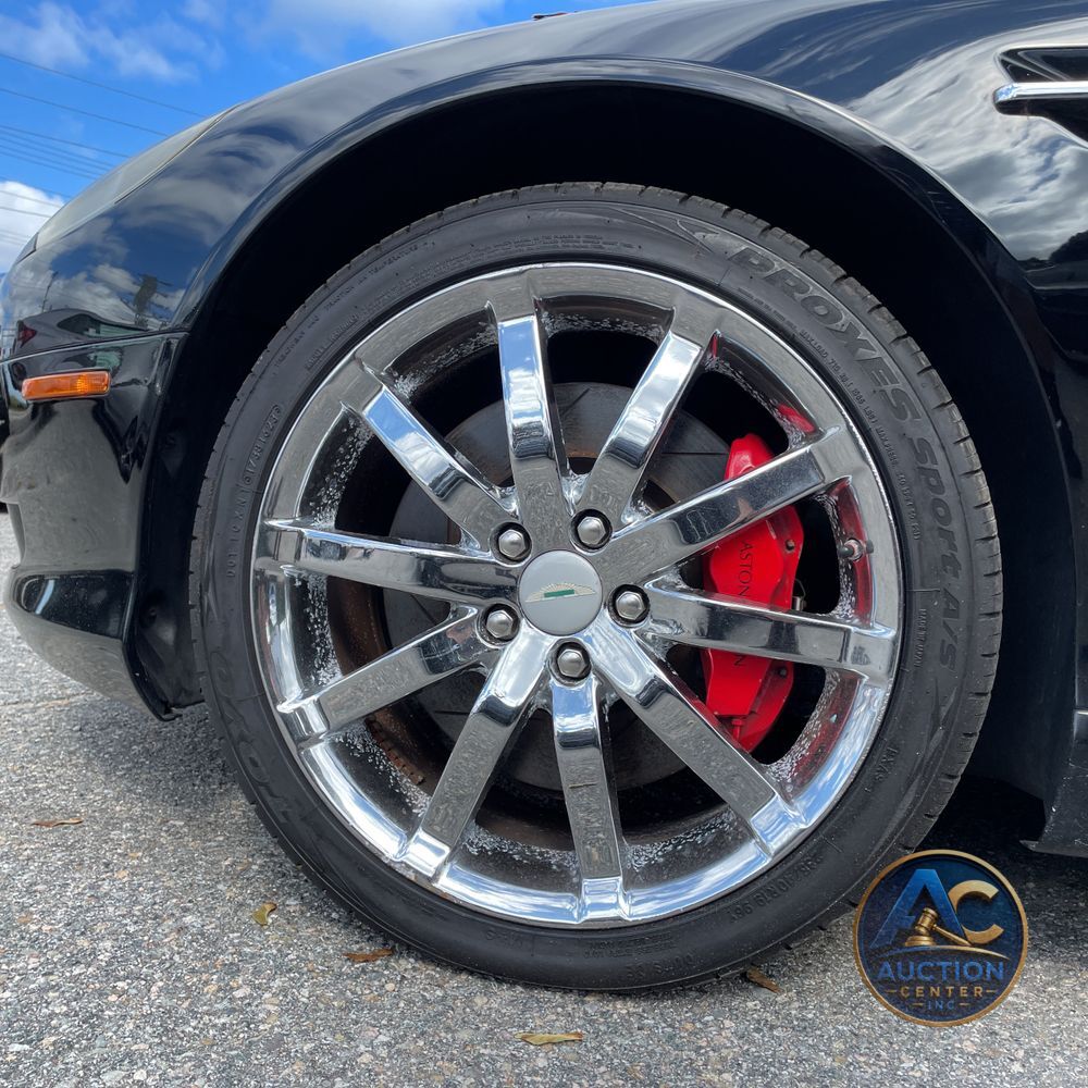 2005 Aston Martin DB9 Volante