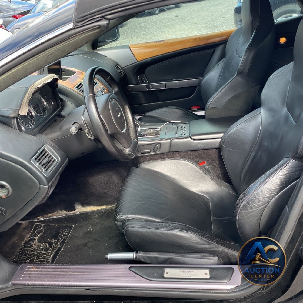2005 Aston Martin DB9 Volante