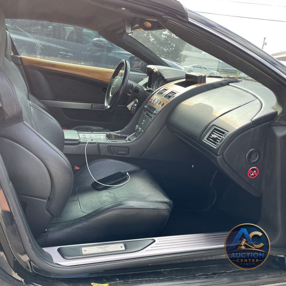 2005 Aston Martin DB9 Volante