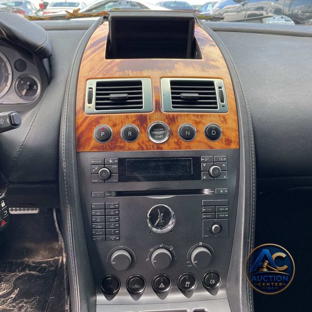 2005 Aston Martin DB9 Volante
