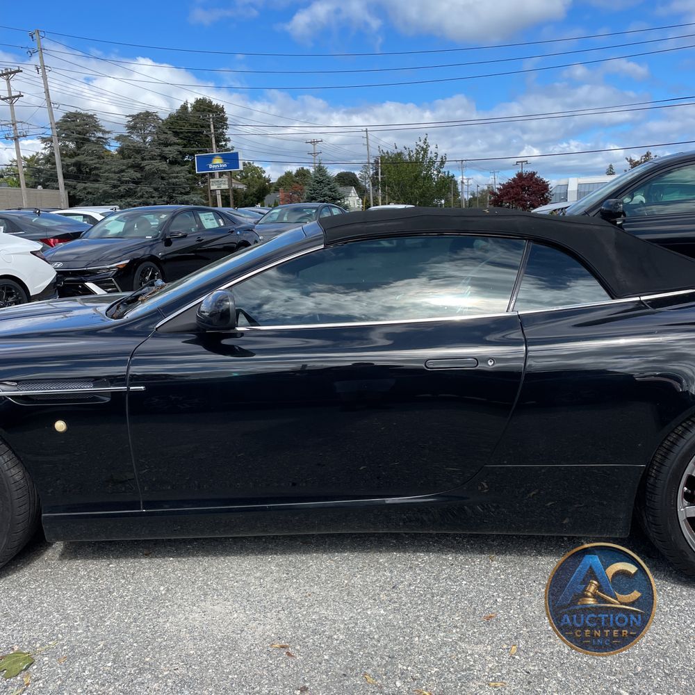 2005 Aston Martin DB9 Volante