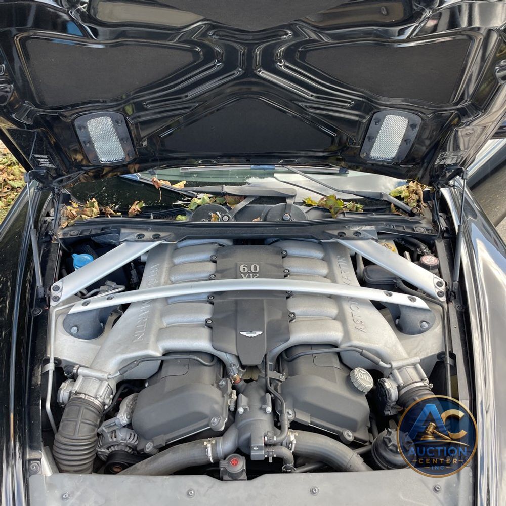 2005 Aston Martin DB9 Volante