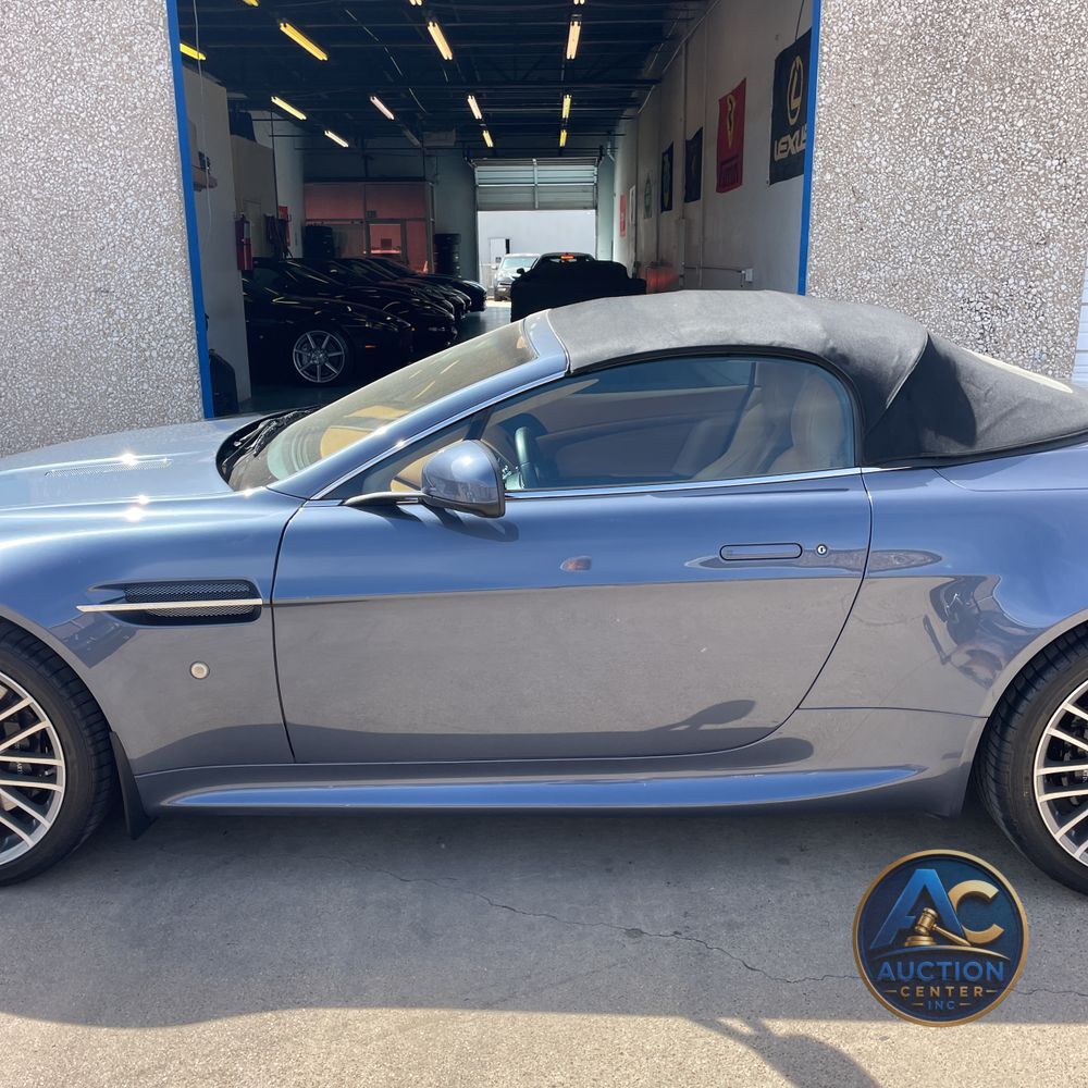 2010 Aston Martin Vantage V8