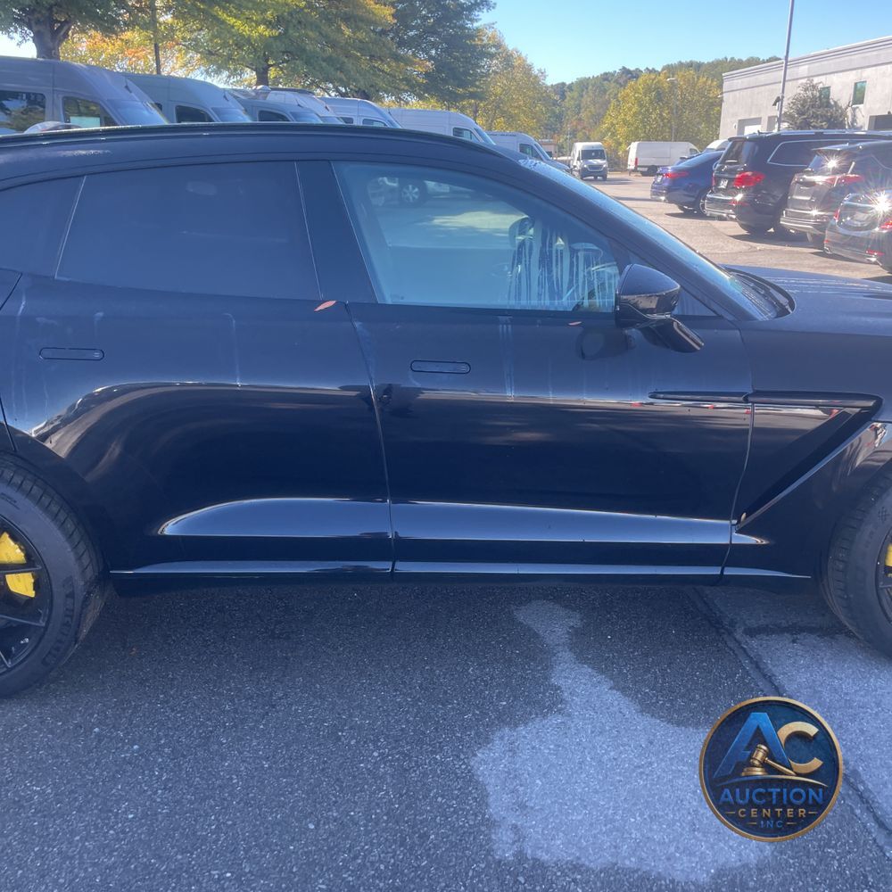 2021 Aston Martin DBX