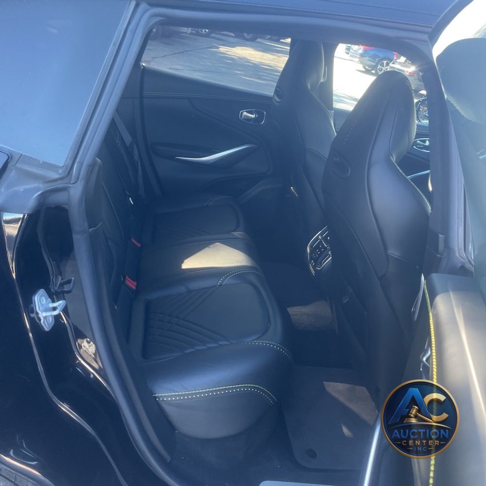 2021 Aston Martin DBX