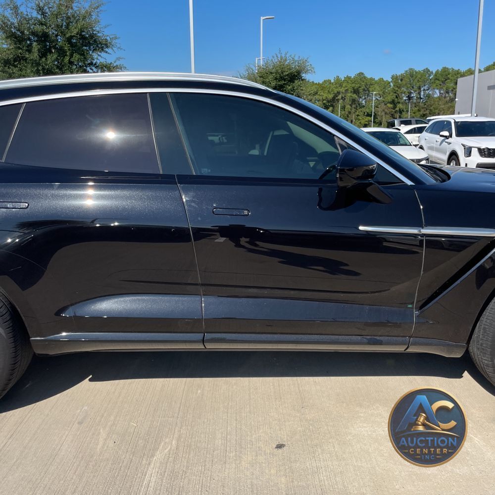 2021 Aston Martin DBX