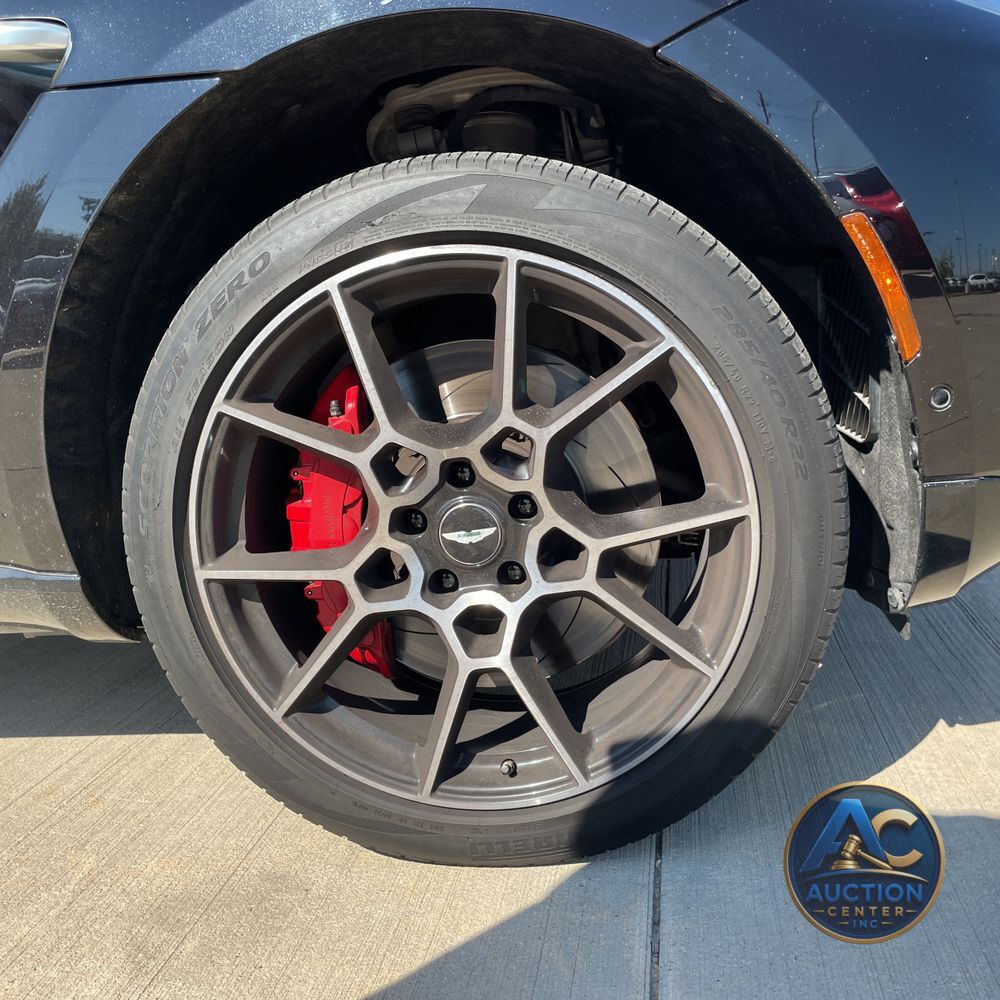 2021 Aston Martin DBX