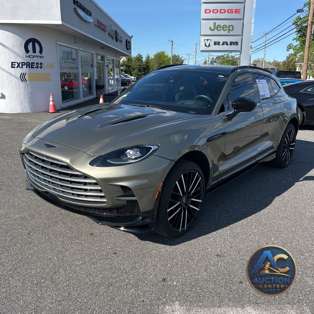 2024 Aston Martin DBX 707
