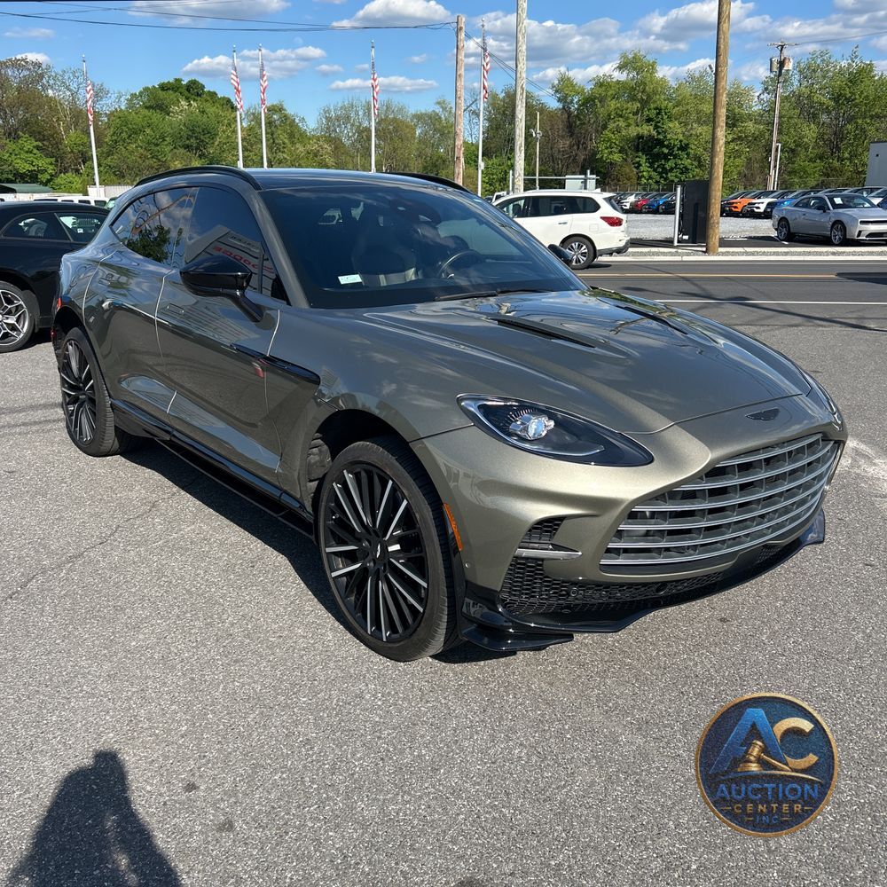 2024 Aston Martin DBX 707