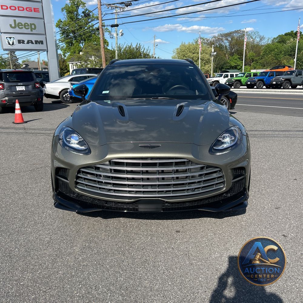 2024 Aston Martin DBX 707