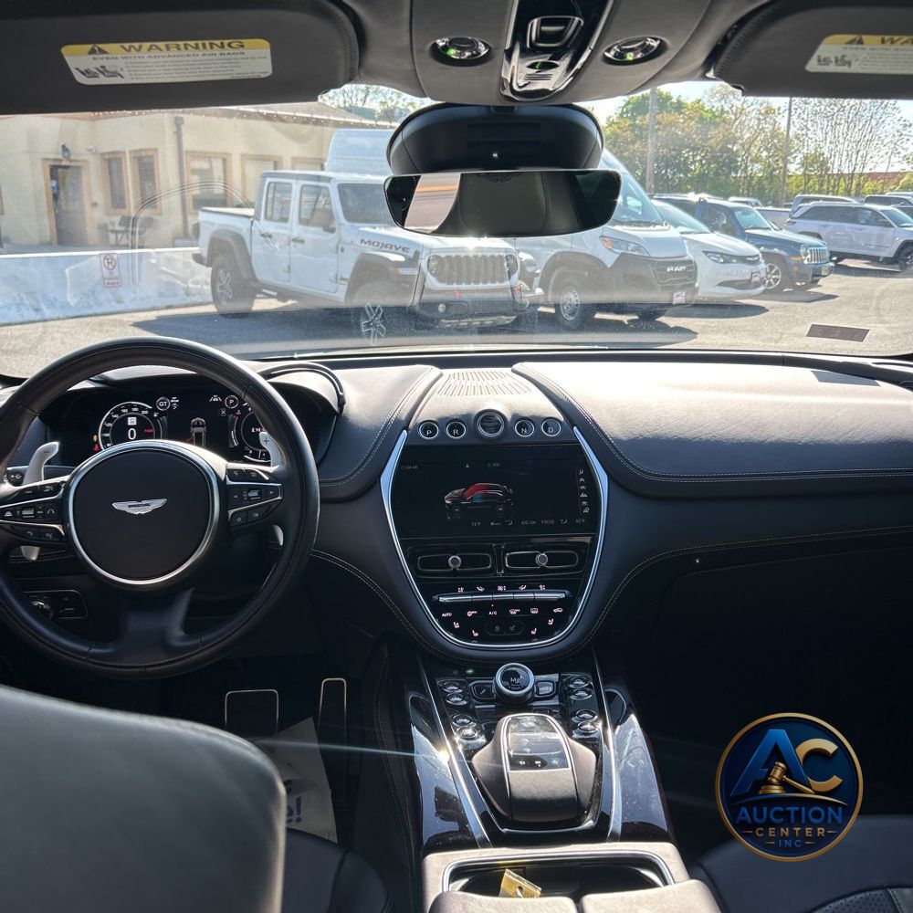 2024 Aston Martin DBX 707