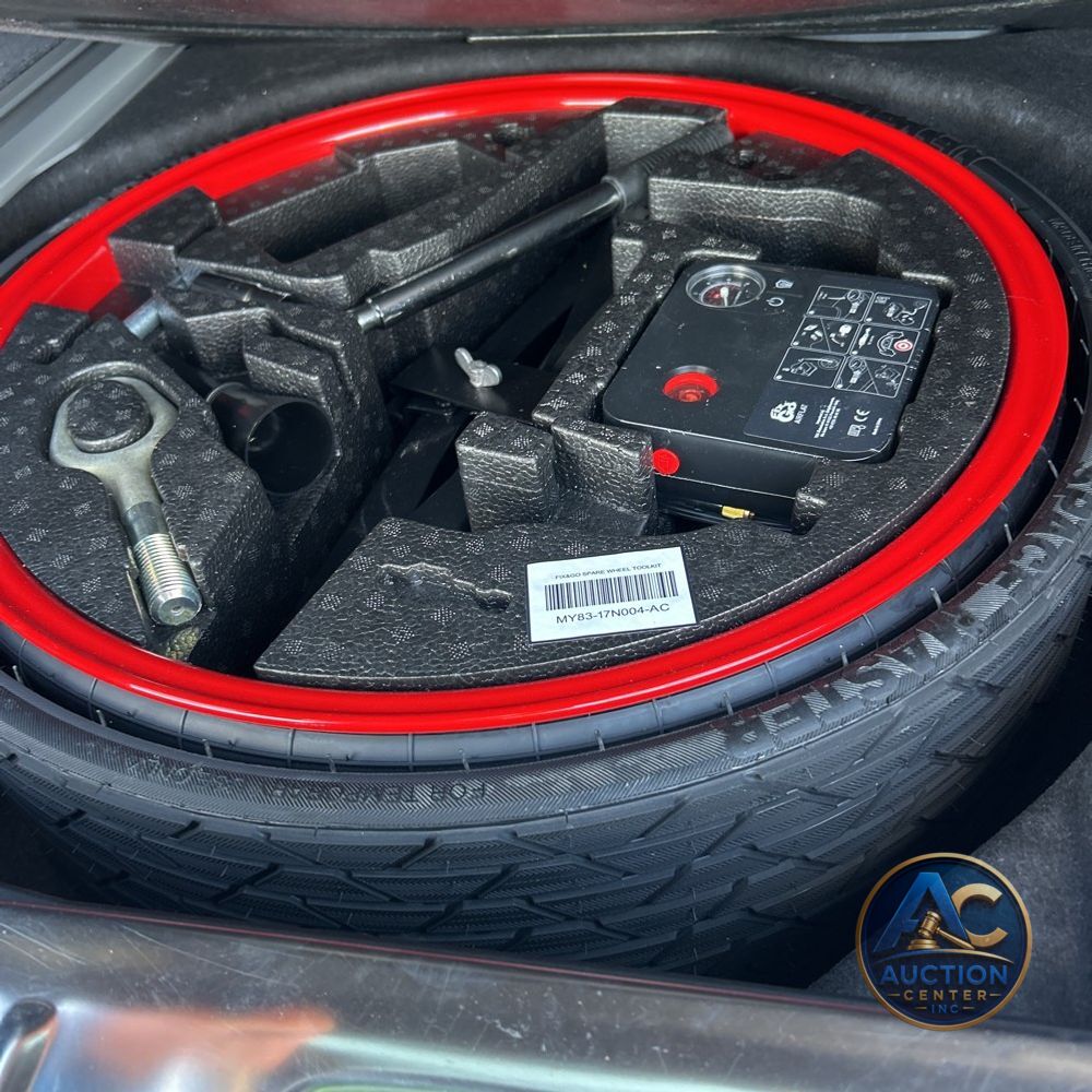 2024 Aston Martin DBX 707