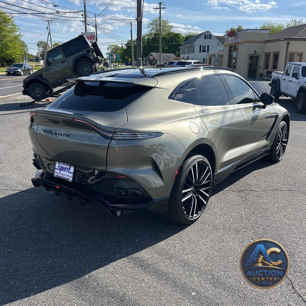 2024 Aston Martin DBX 707
