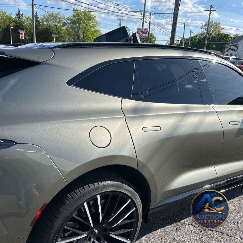 2024 Aston Martin DBX 707