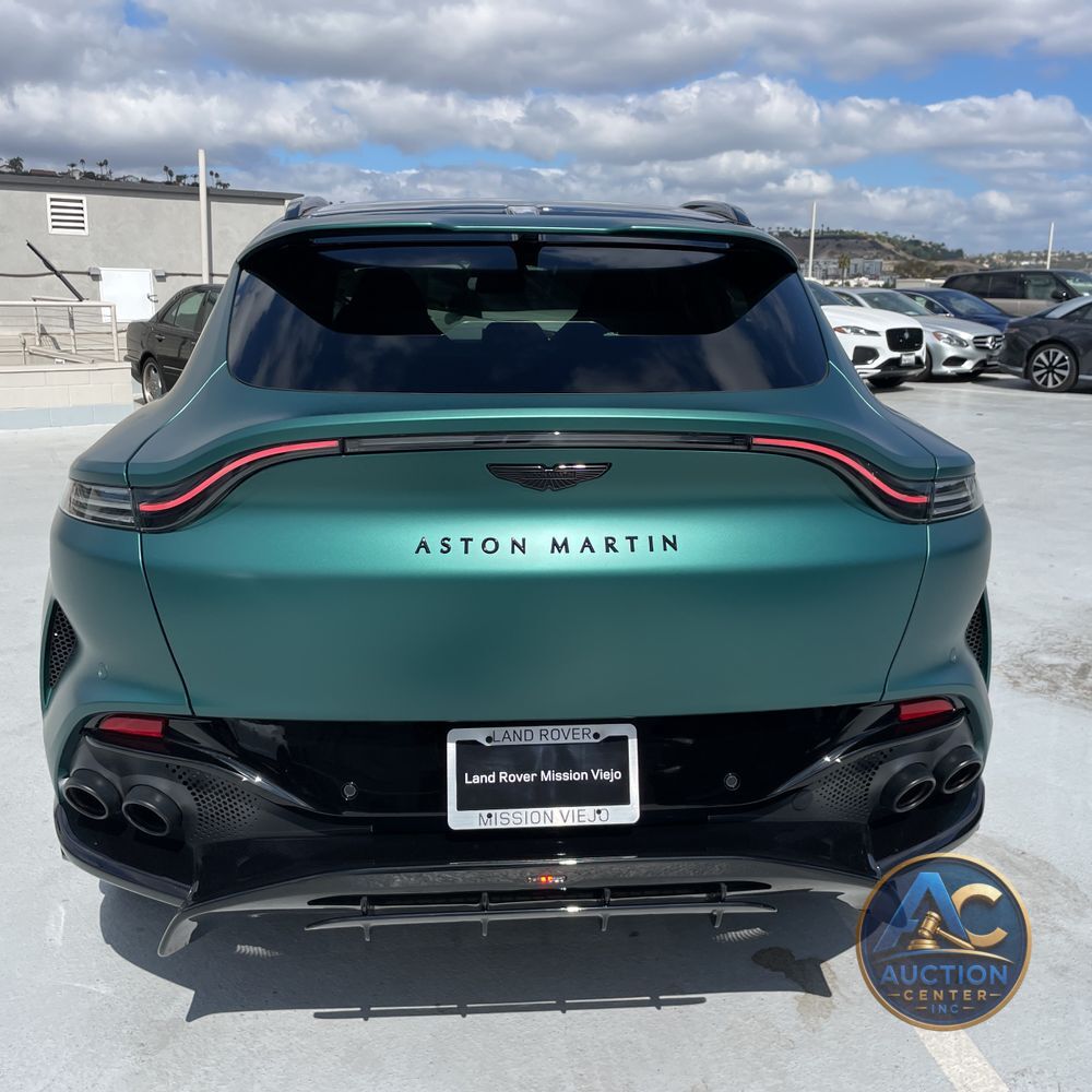 2025 Aston Martin DBX 707