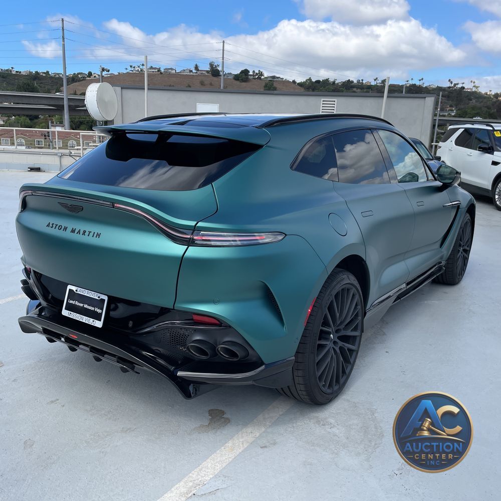 2025 Aston Martin DBX 707
