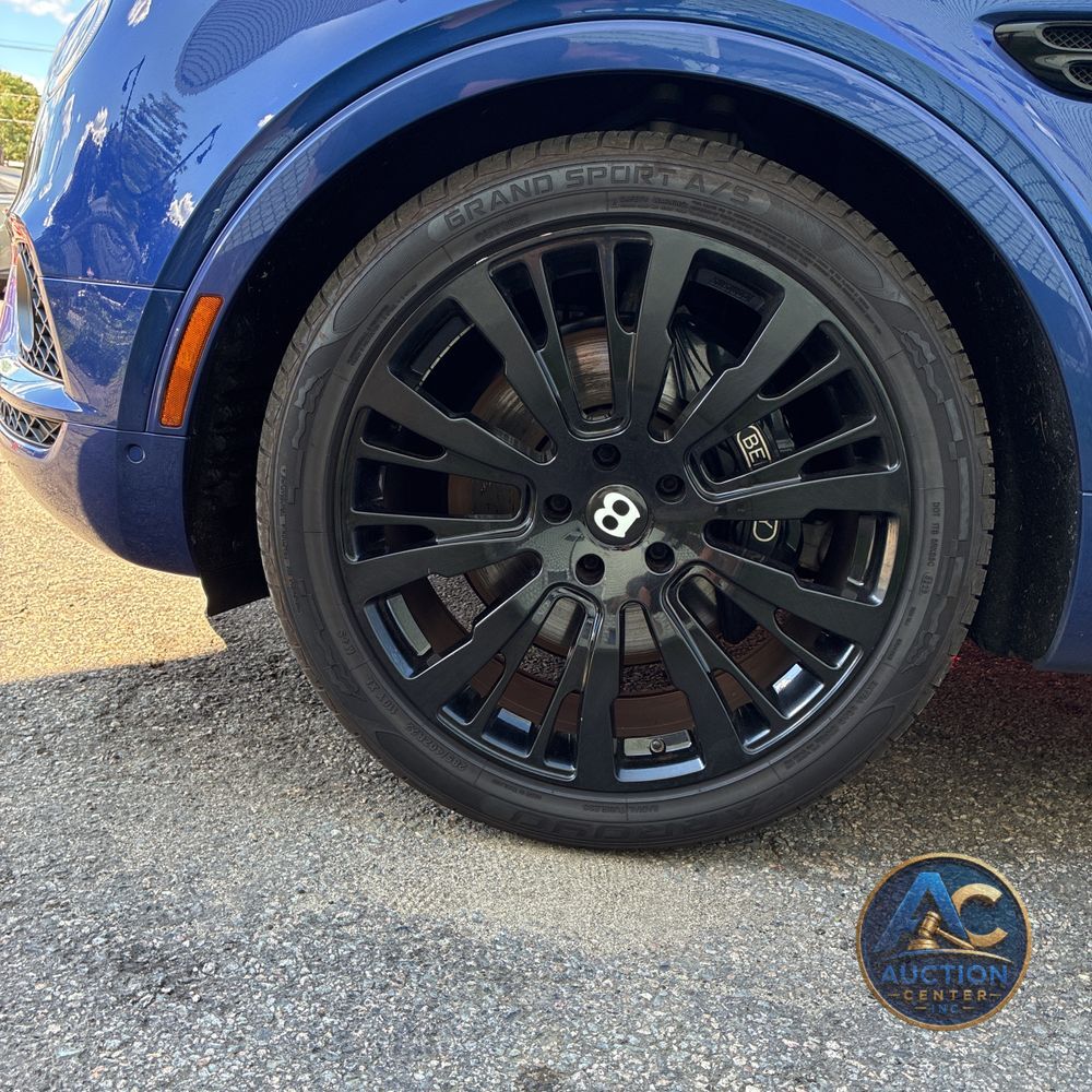 2017 Bentley Bentayga Base