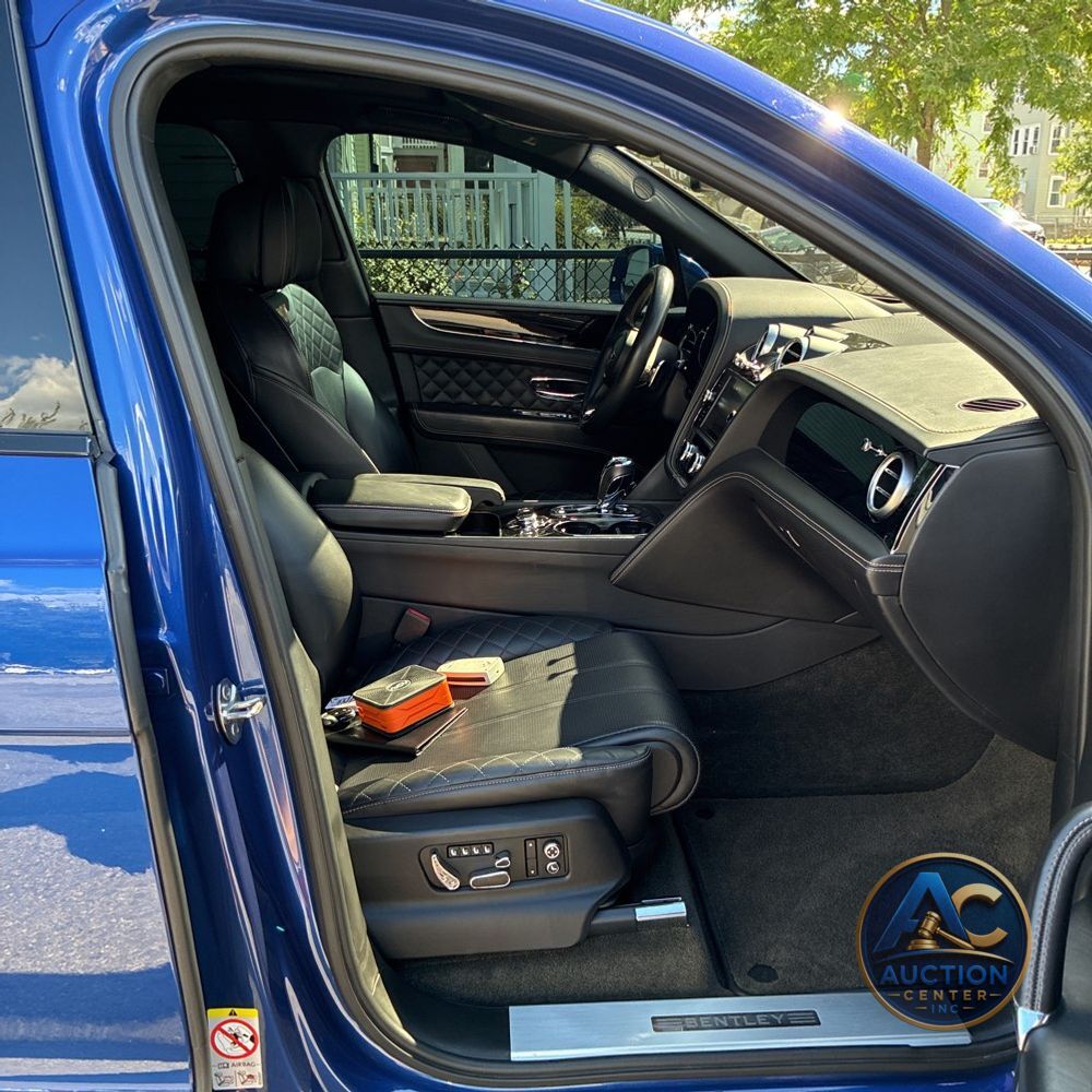 2017 Bentley Bentayga Base