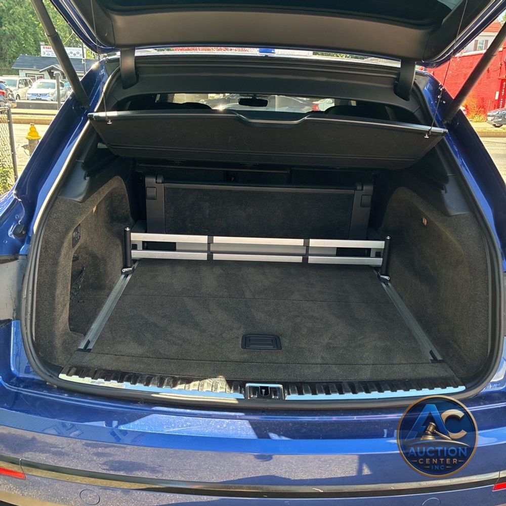2017 Bentley Bentayga Base