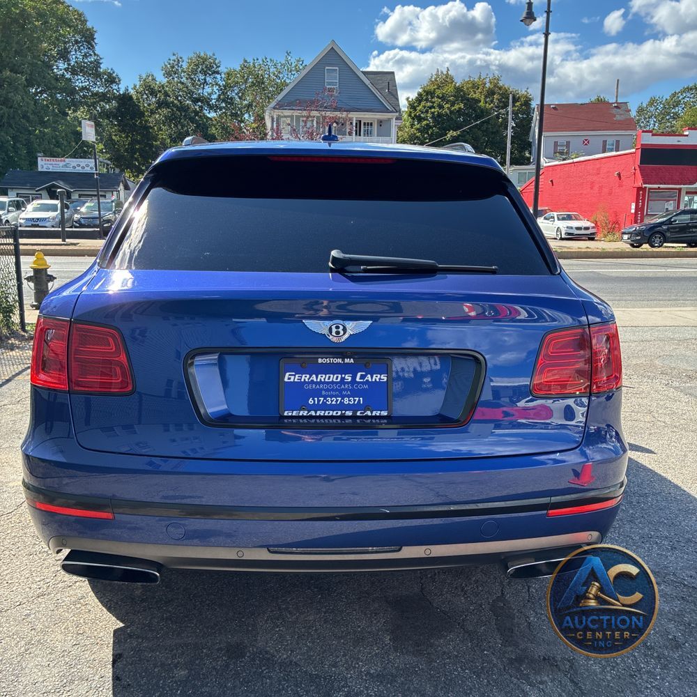 2017 Bentley Bentayga Base