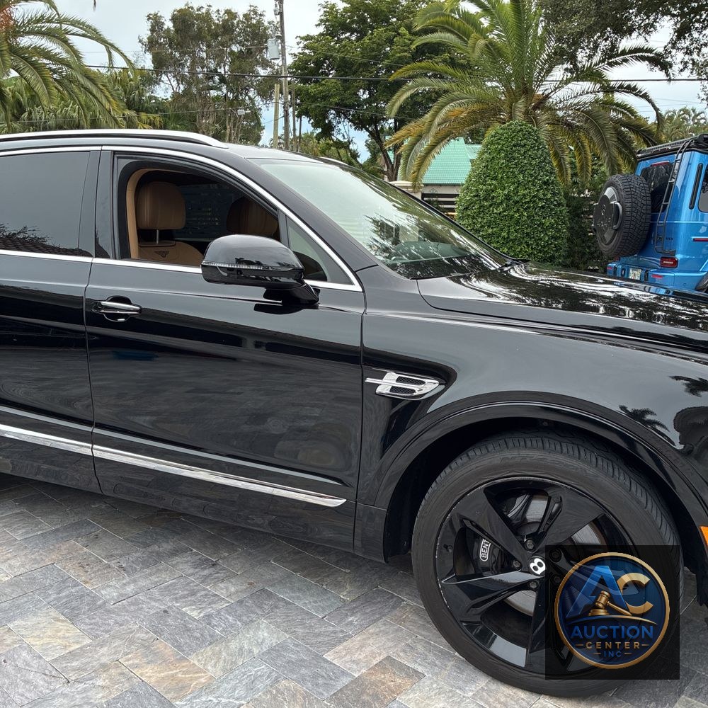 2018 Bentley Bentayga Base