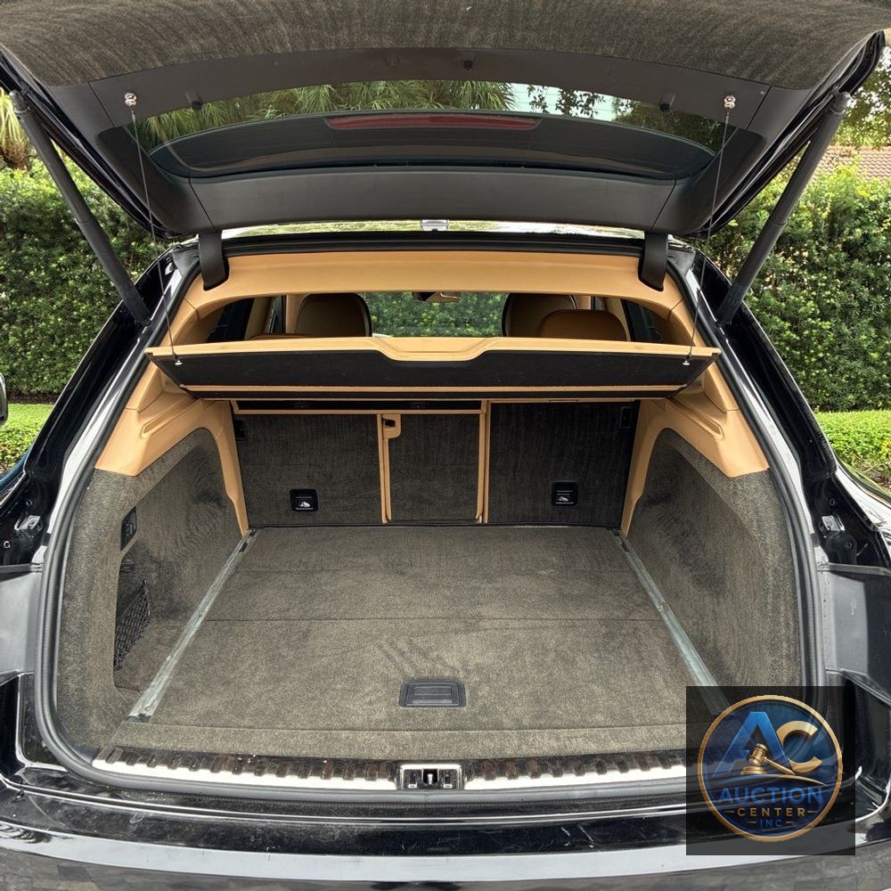 2018 Bentley Bentayga Base