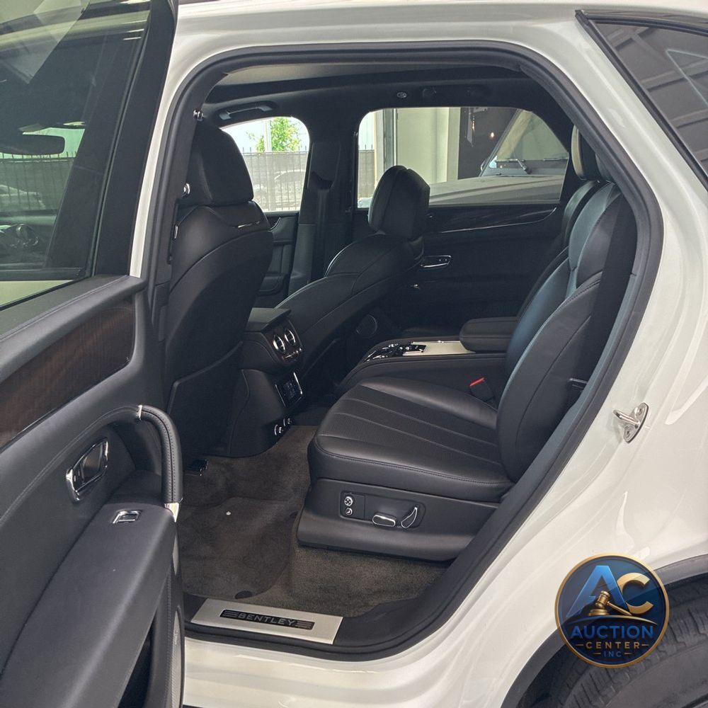 2020 Bentley Bentayga V8
