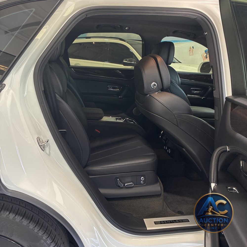 2020 Bentley Bentayga V8