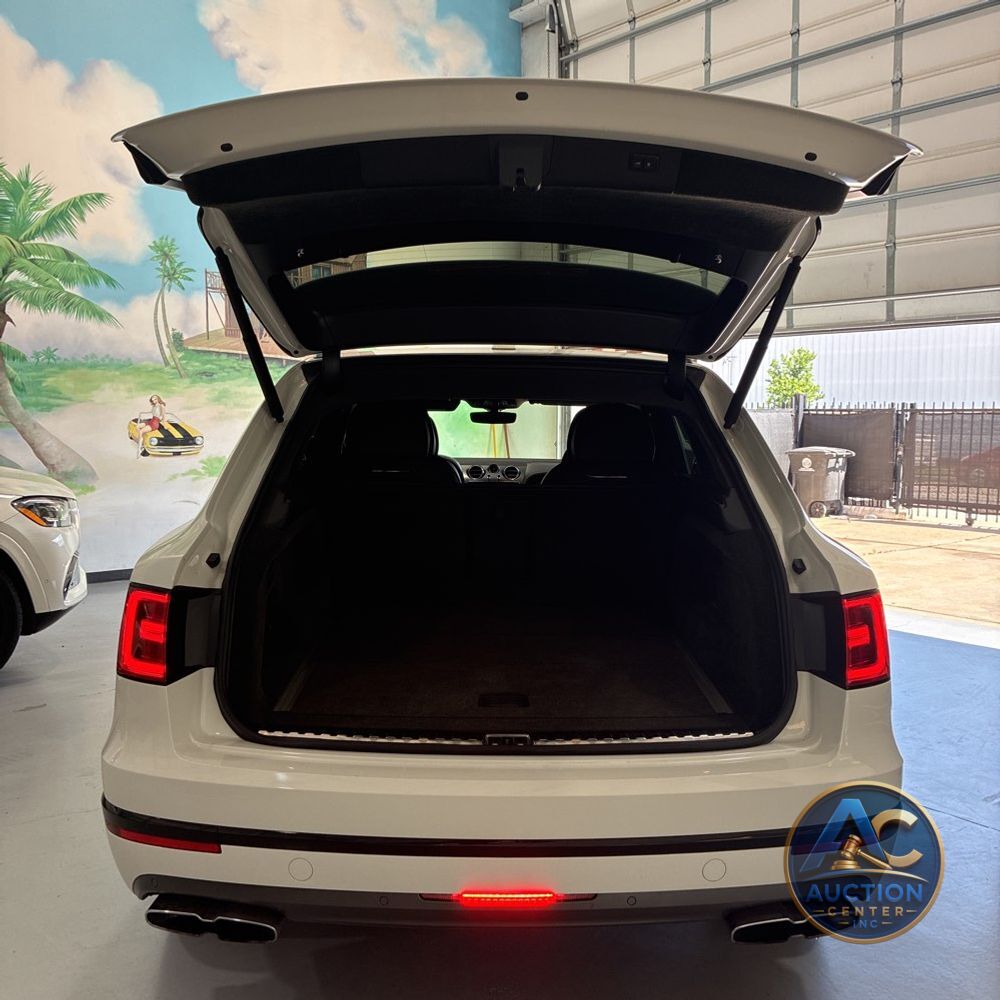 2020 Bentley Bentayga V8