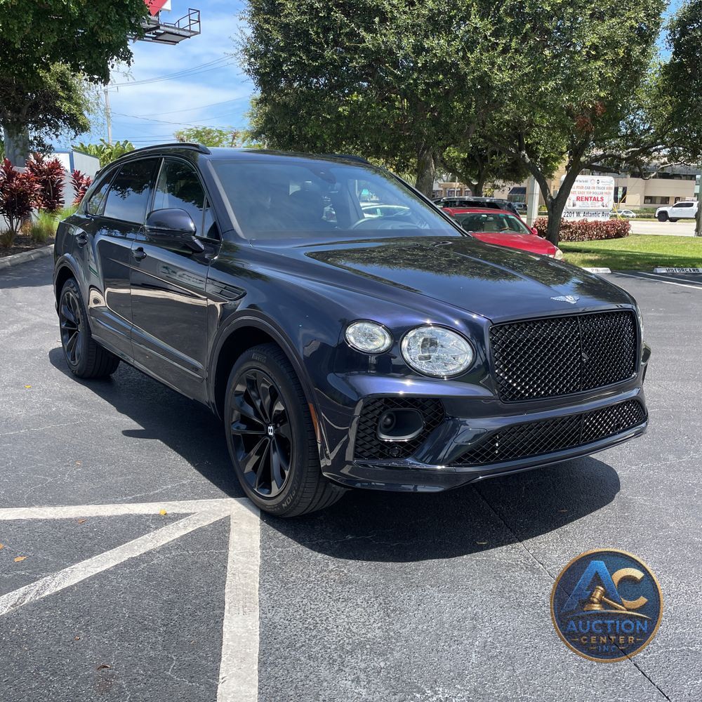 2022 Bentley Bentayga V8