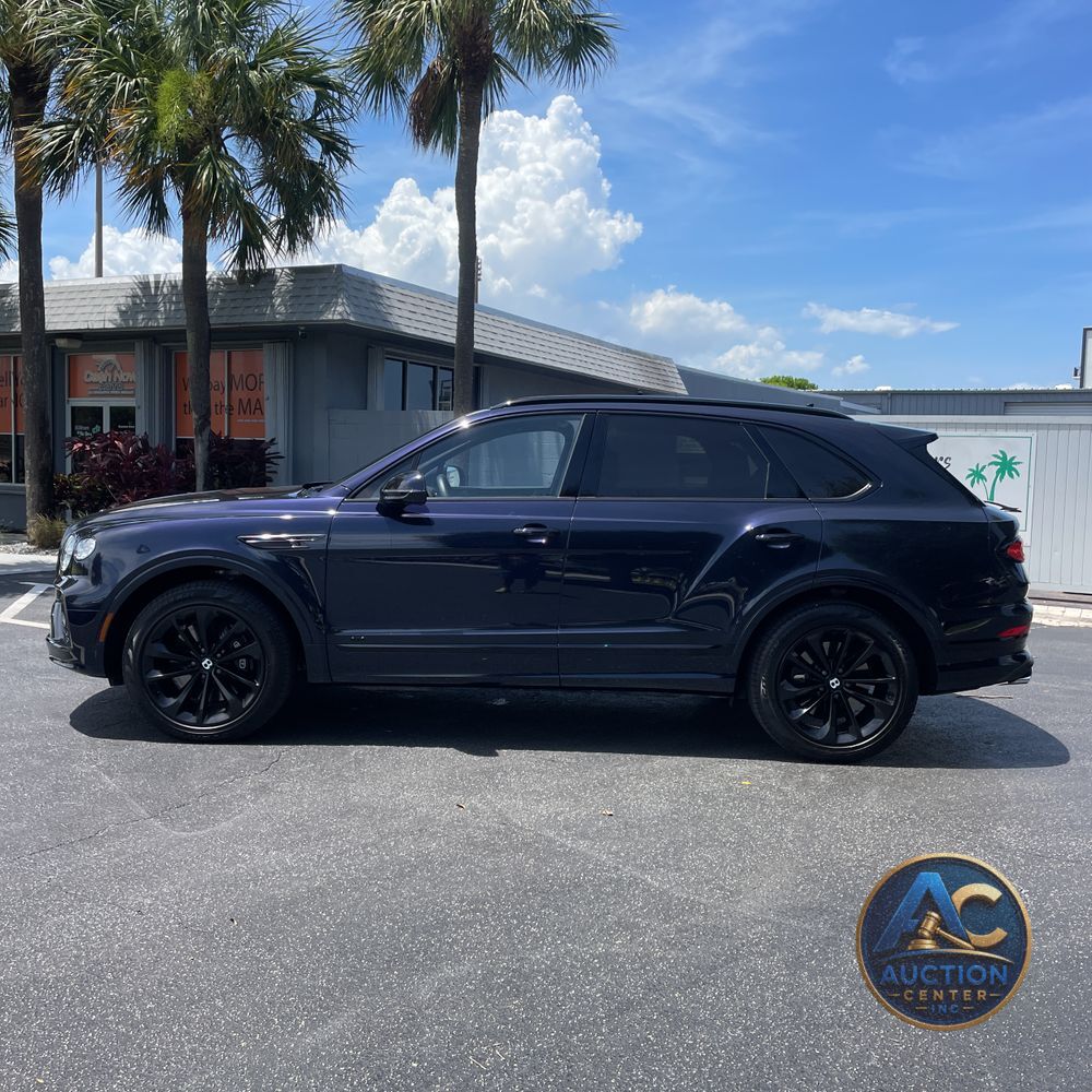 2022 Bentley Bentayga V8