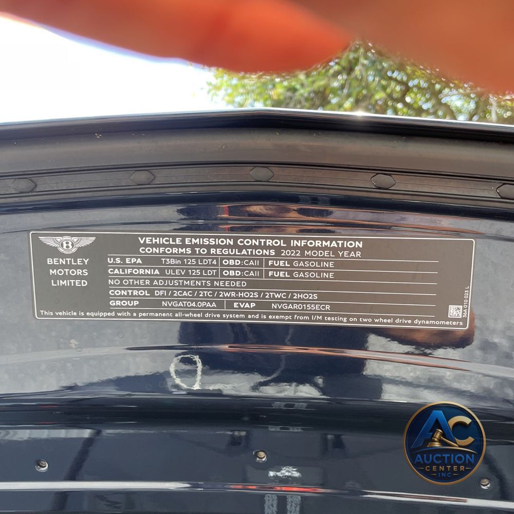 2022 Bentley Bentayga V8
