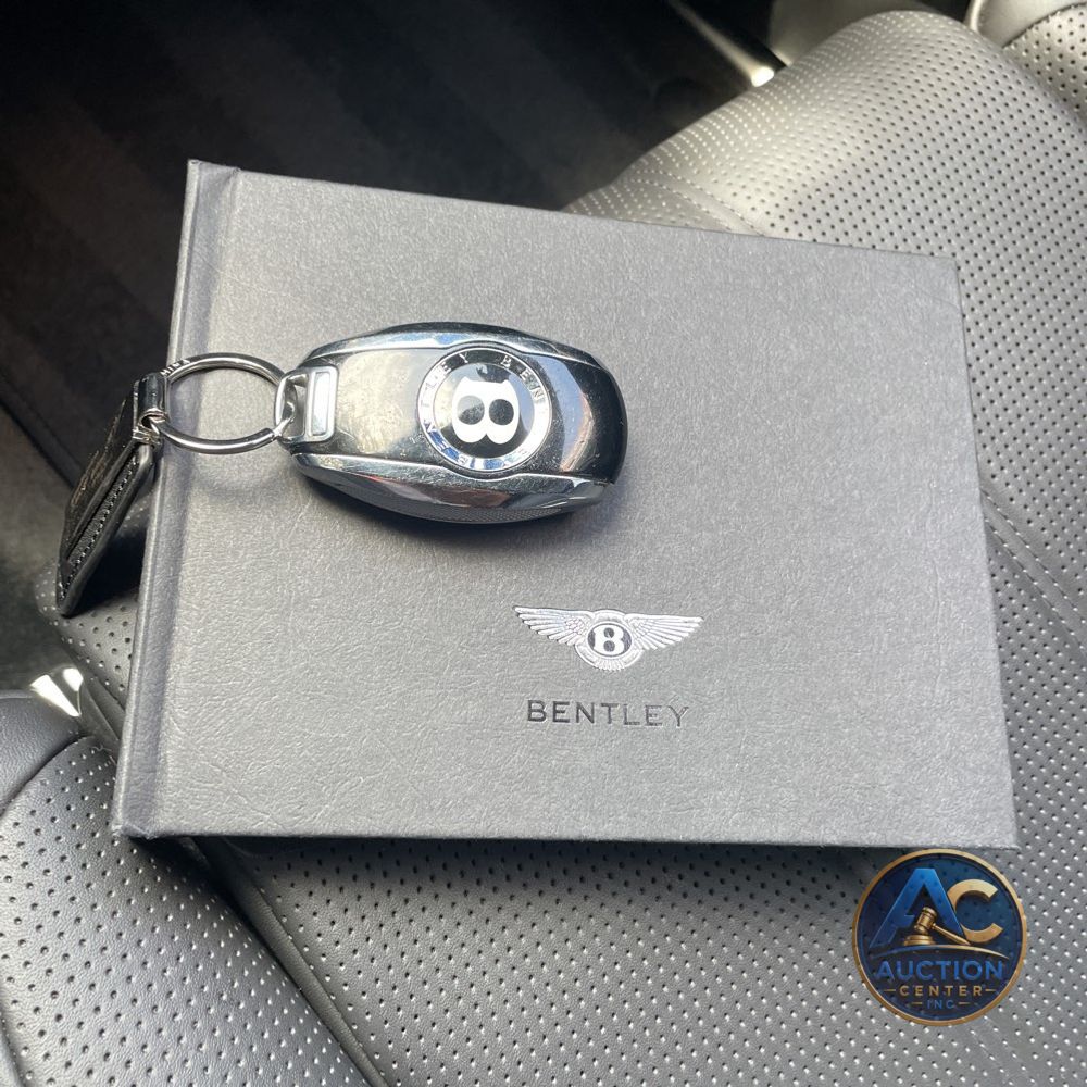 2022 Bentley Bentayga V8