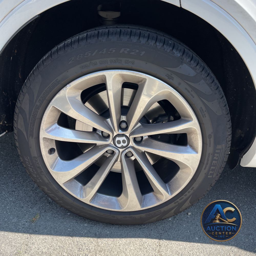 2021 Bentley Bentayga V8