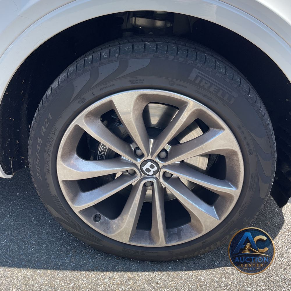 2021 Bentley Bentayga V8