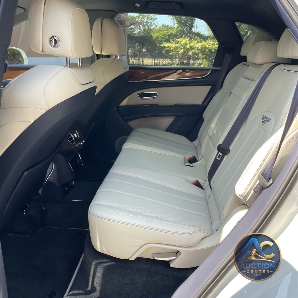 2021 Bentley Bentayga V8