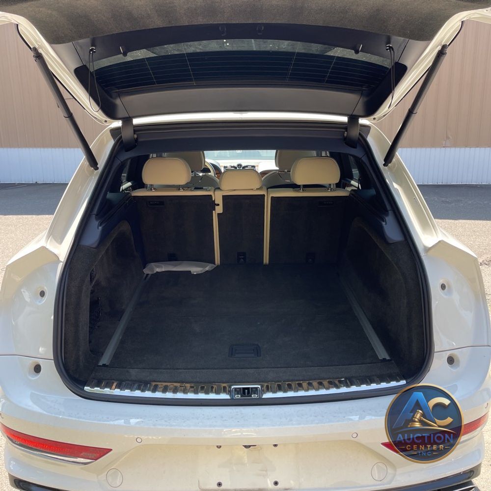 2021 Bentley Bentayga V8