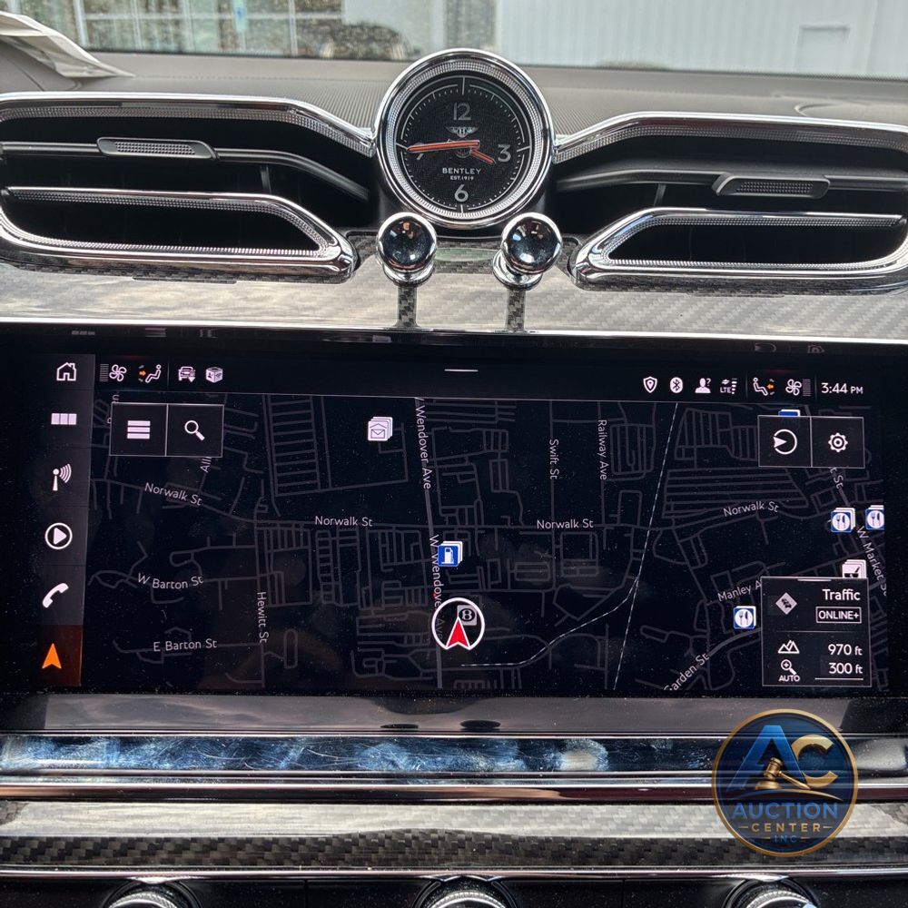 2022 Bentley Bentayga V8