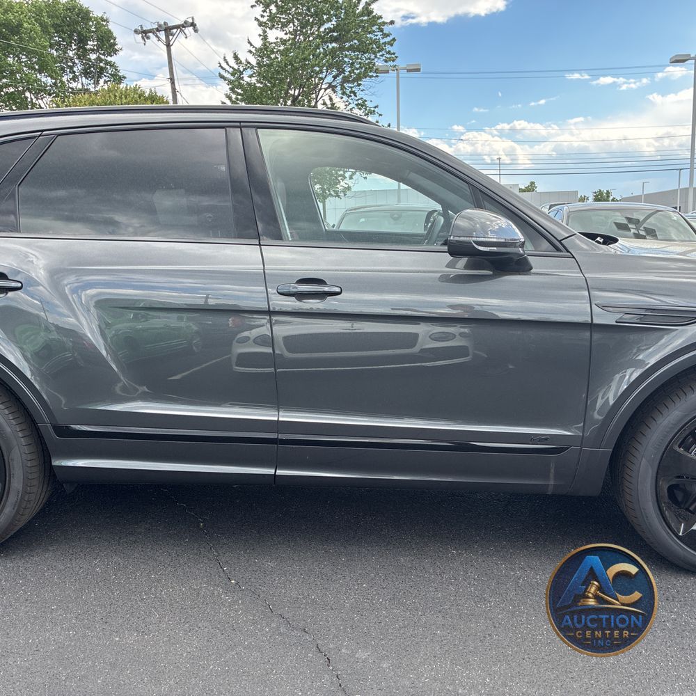 2022 Bentley Bentayga V8