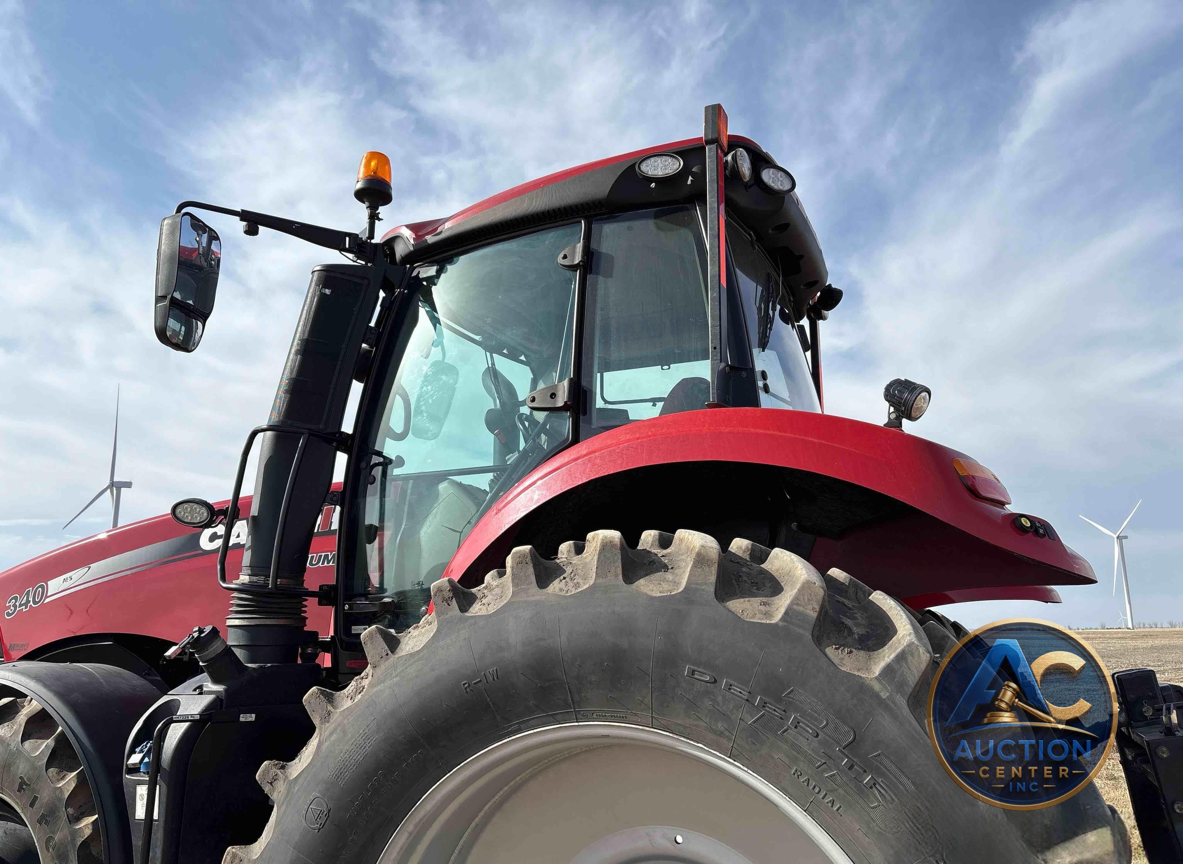 2018 Case IH Magnum 340