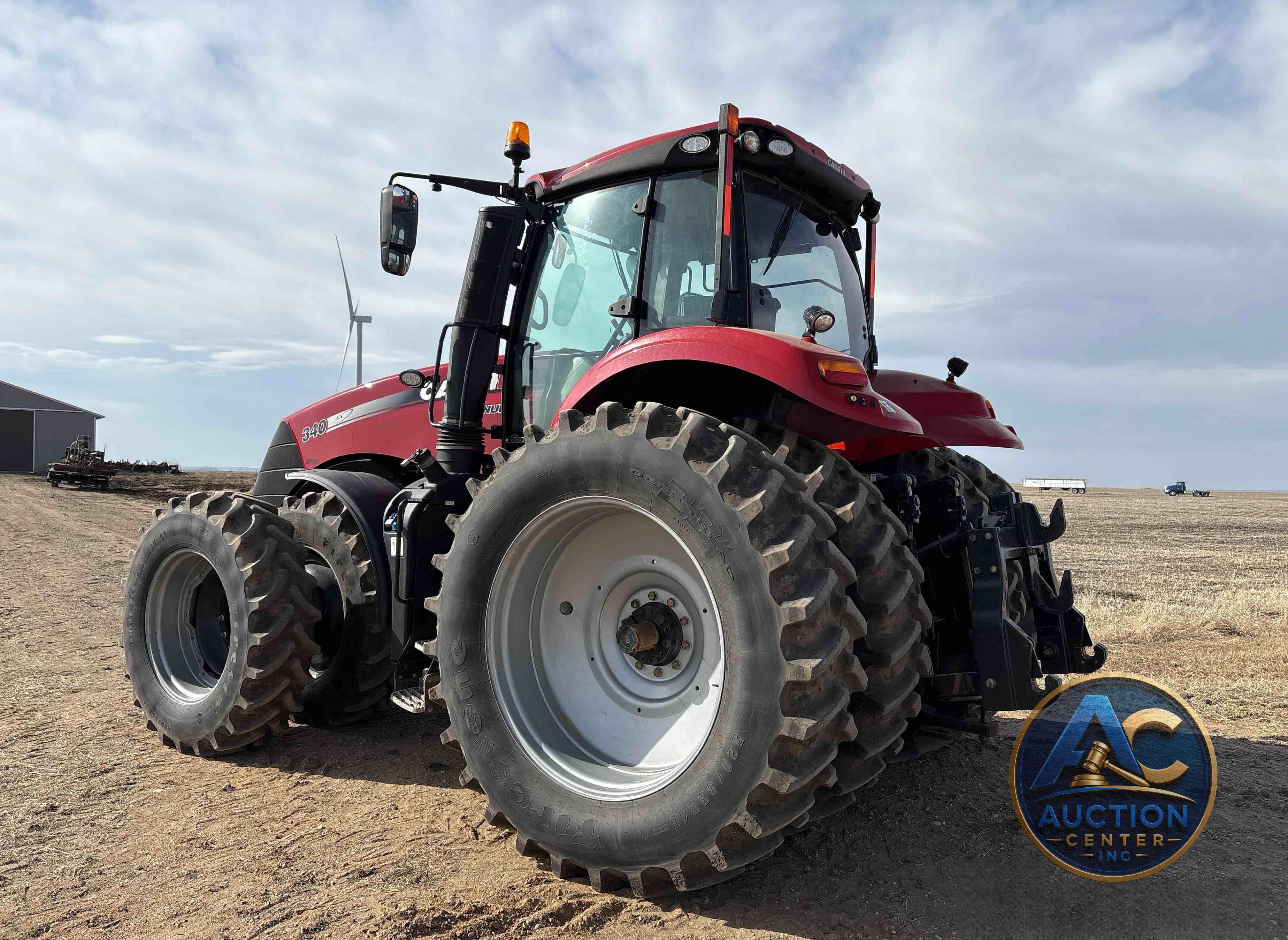 2018 Case IH Magnum 340