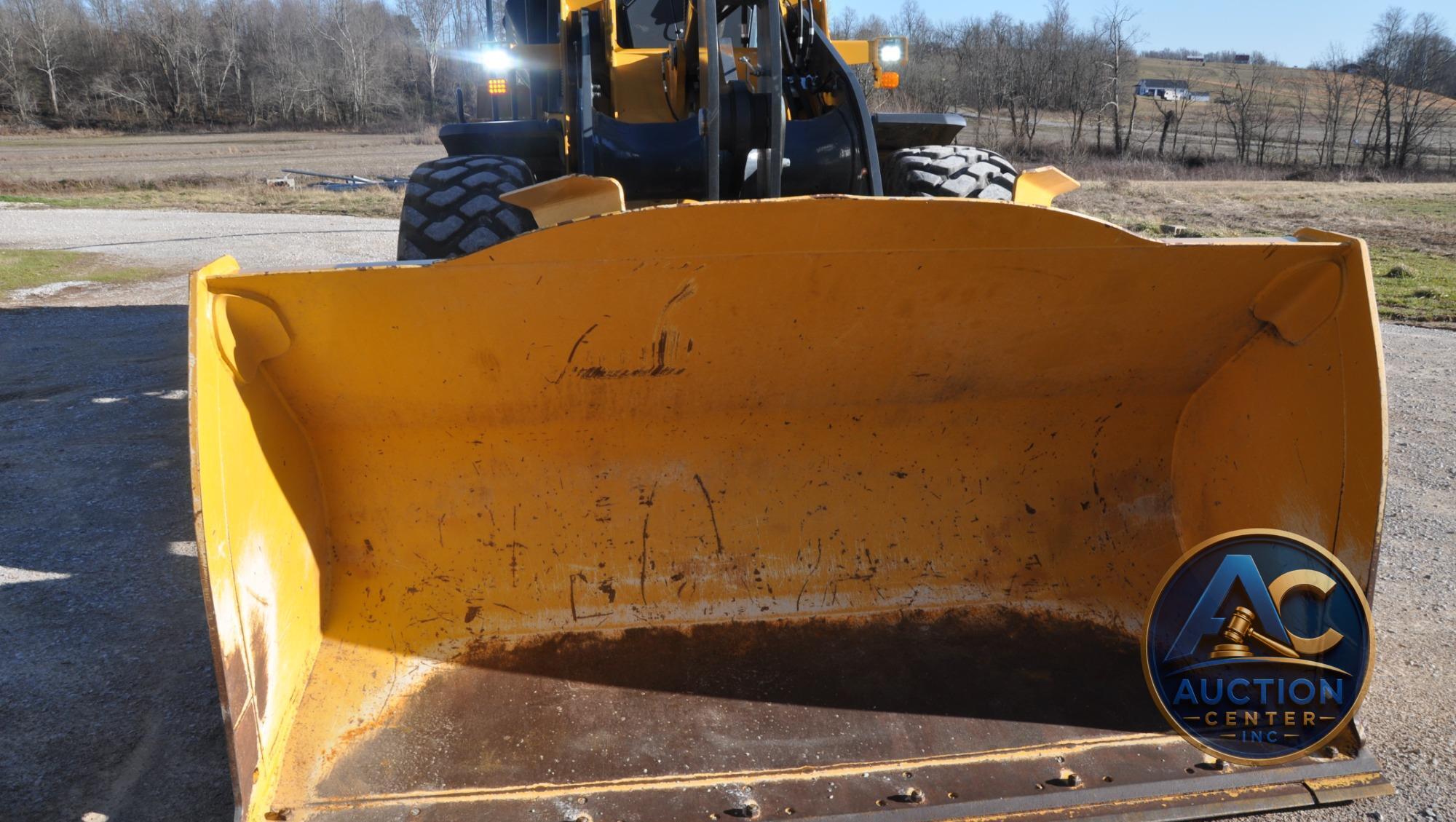 2022 John Deere 544 P-Tier Wheel Loader