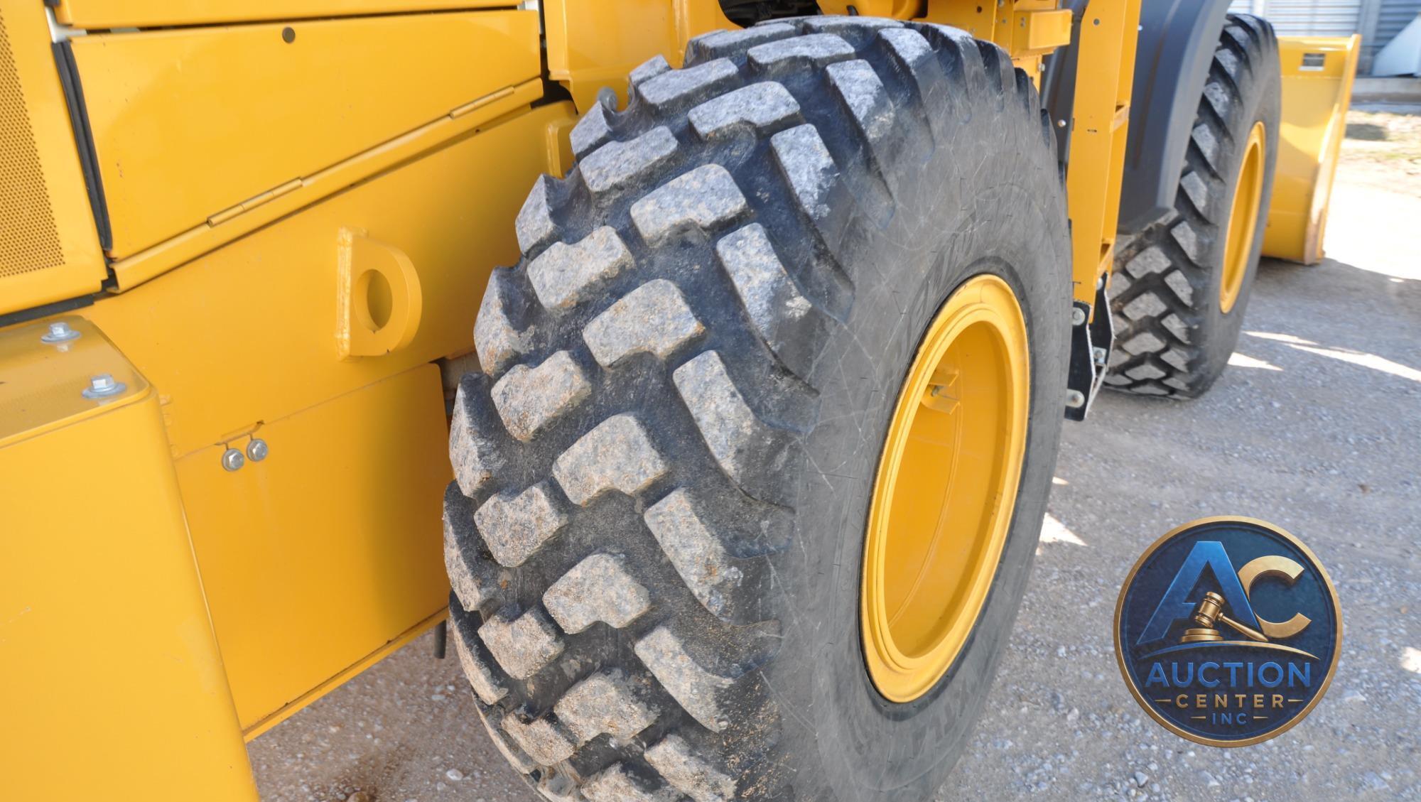 2022 John Deere 544 P-Tier Wheel Loader