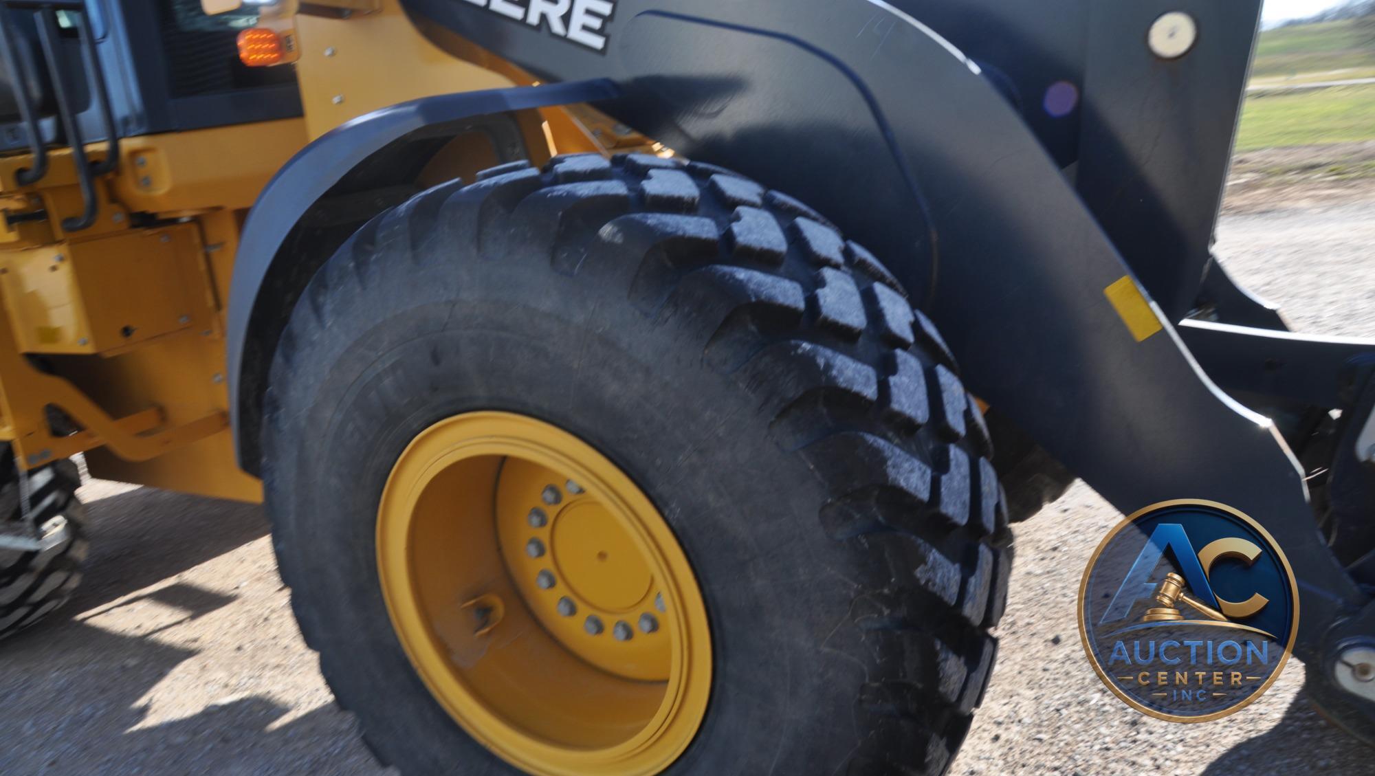 2022 John Deere 544 P-Tier Wheel Loader
