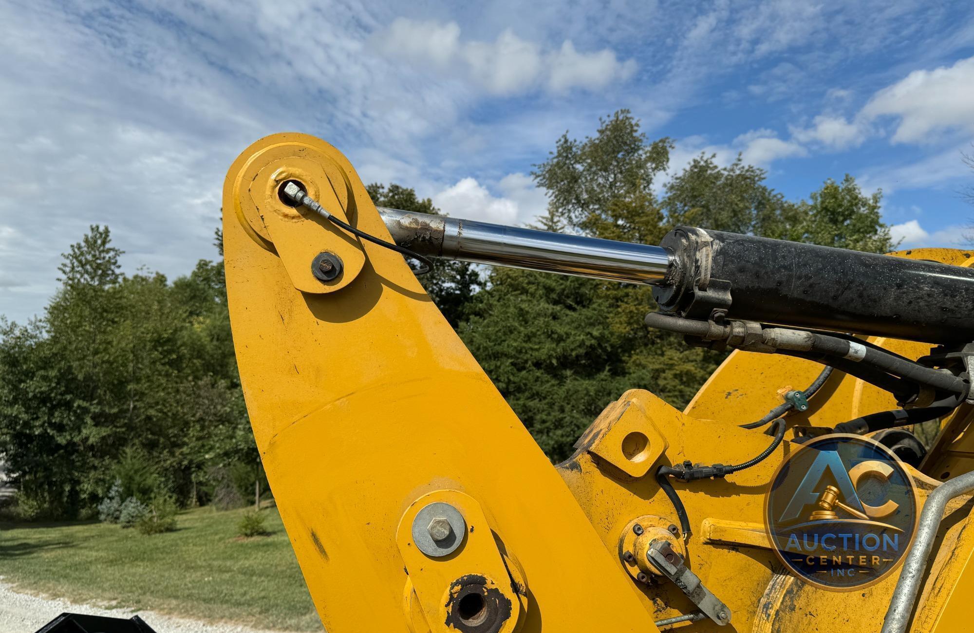 2015 Caterpillar 926M Wheel Loader