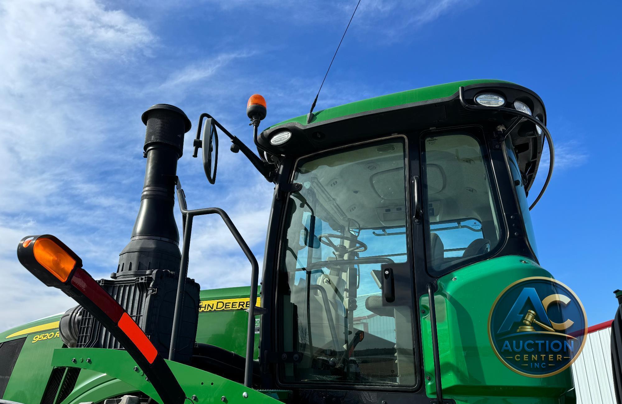 2019 John Deere 9520R