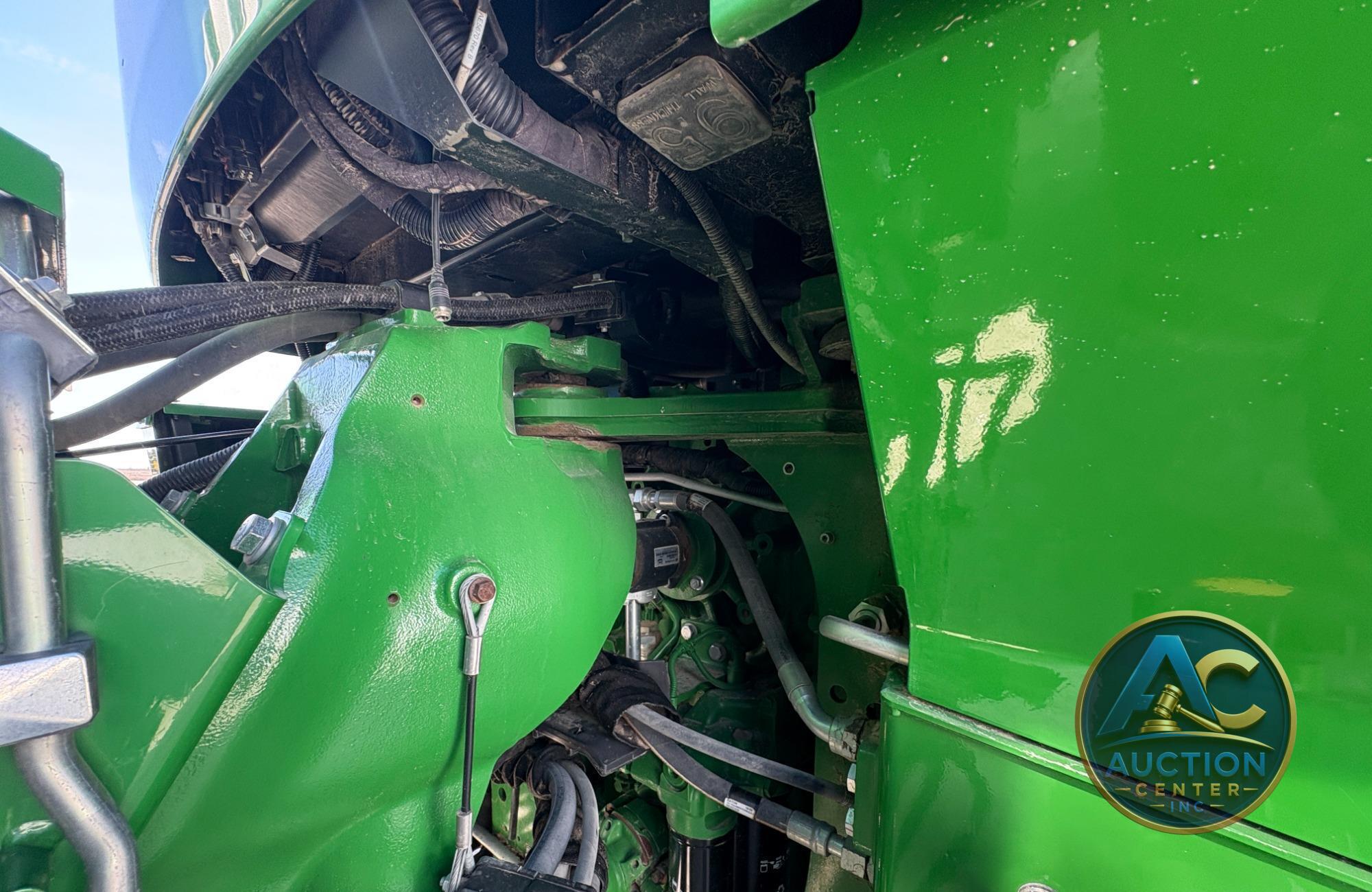 2019 John Deere 9520R