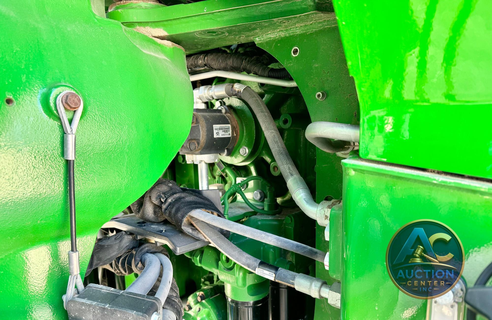 2019 John Deere 9520R