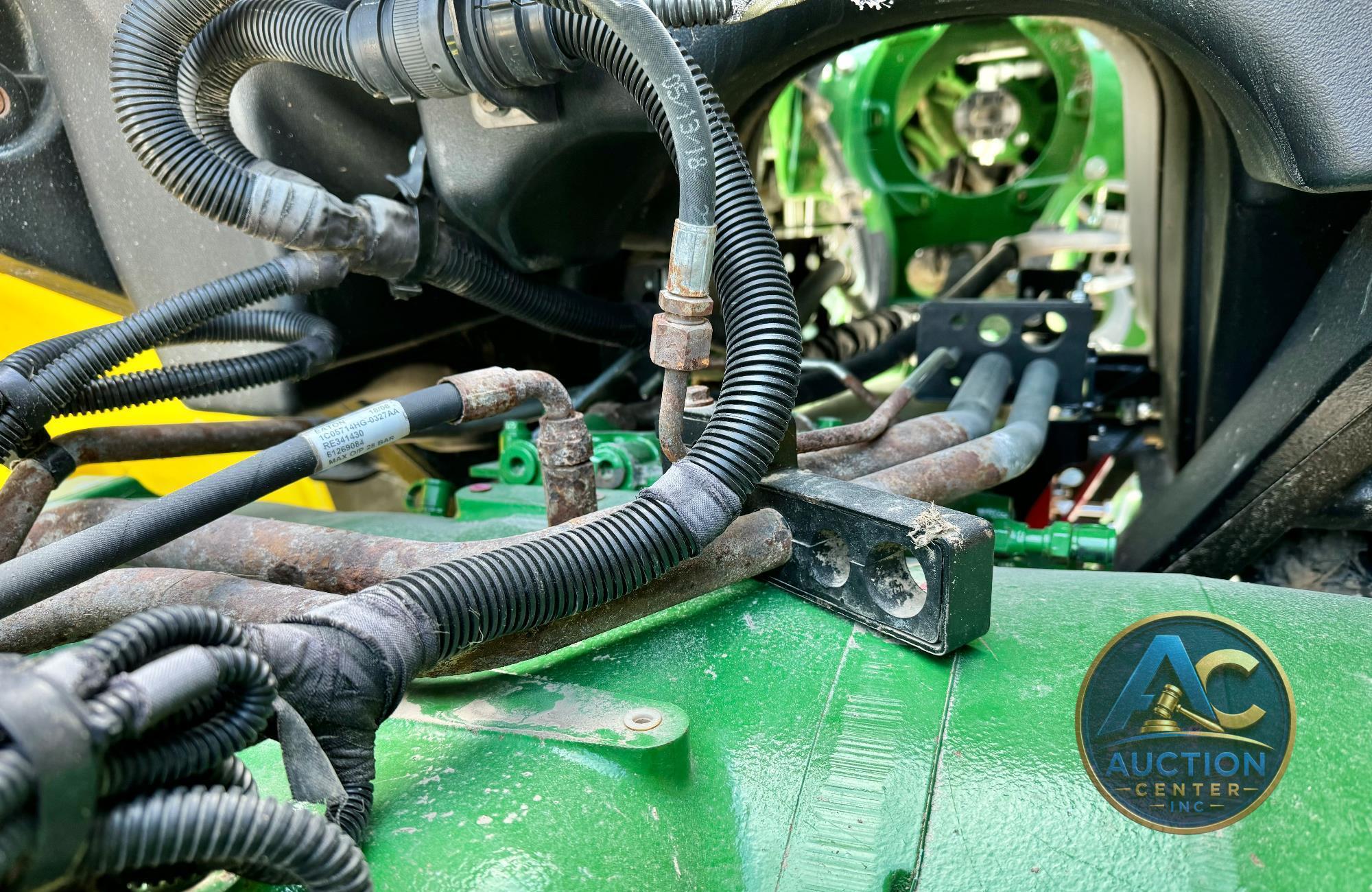 2019 John Deere 9520R