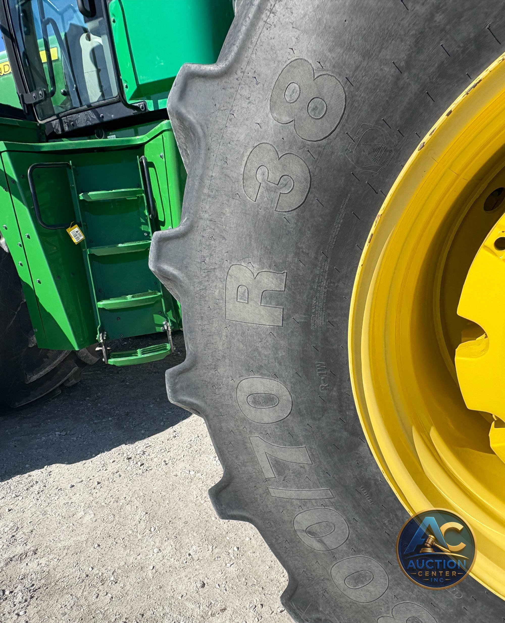 2019 John Deere 9520R